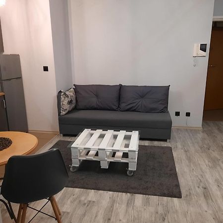 Apartamenty Trzy Wieze Varsó Kültér fotó