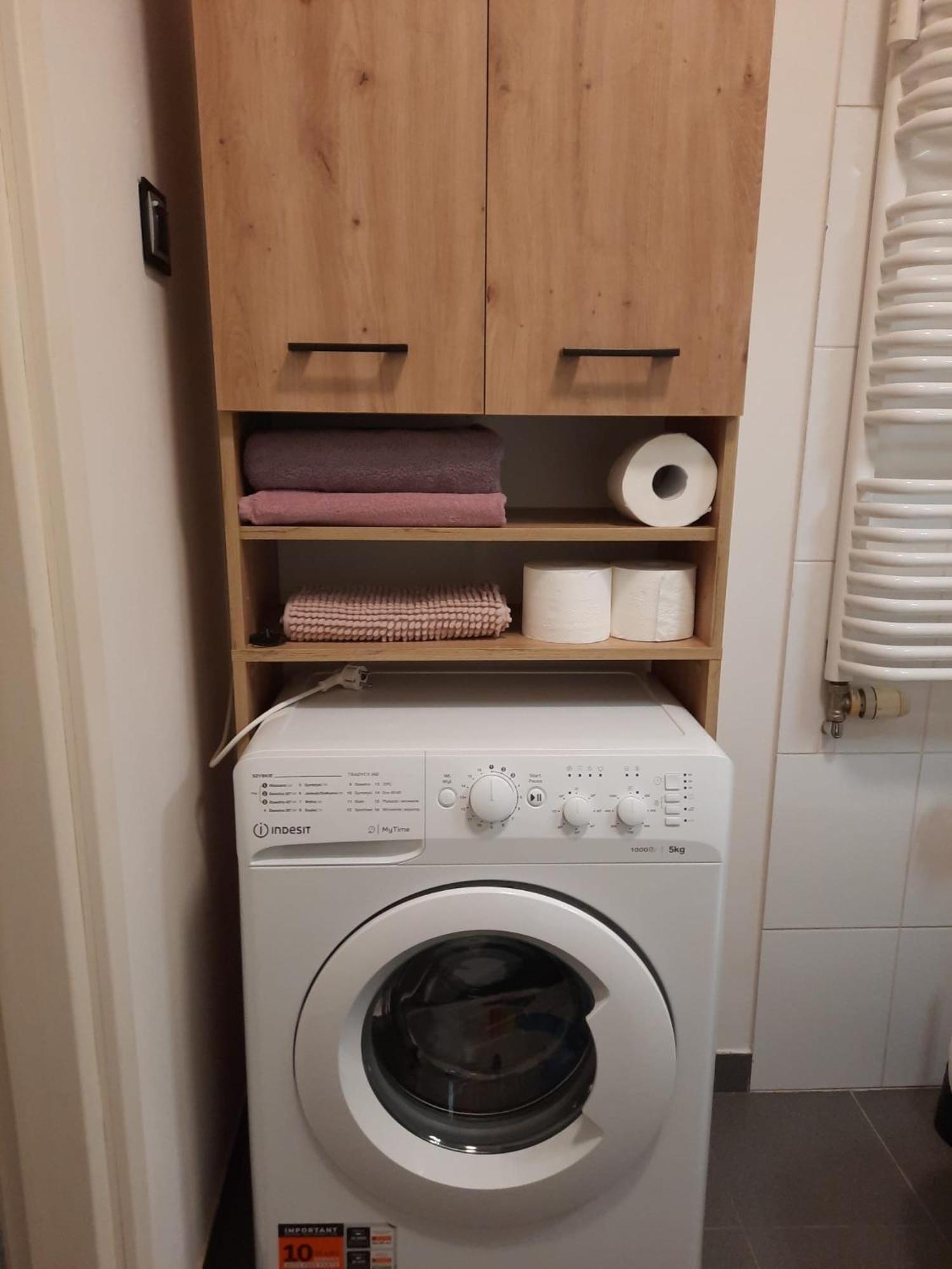Apartamenty Trzy Wieze Varsó Kültér fotó