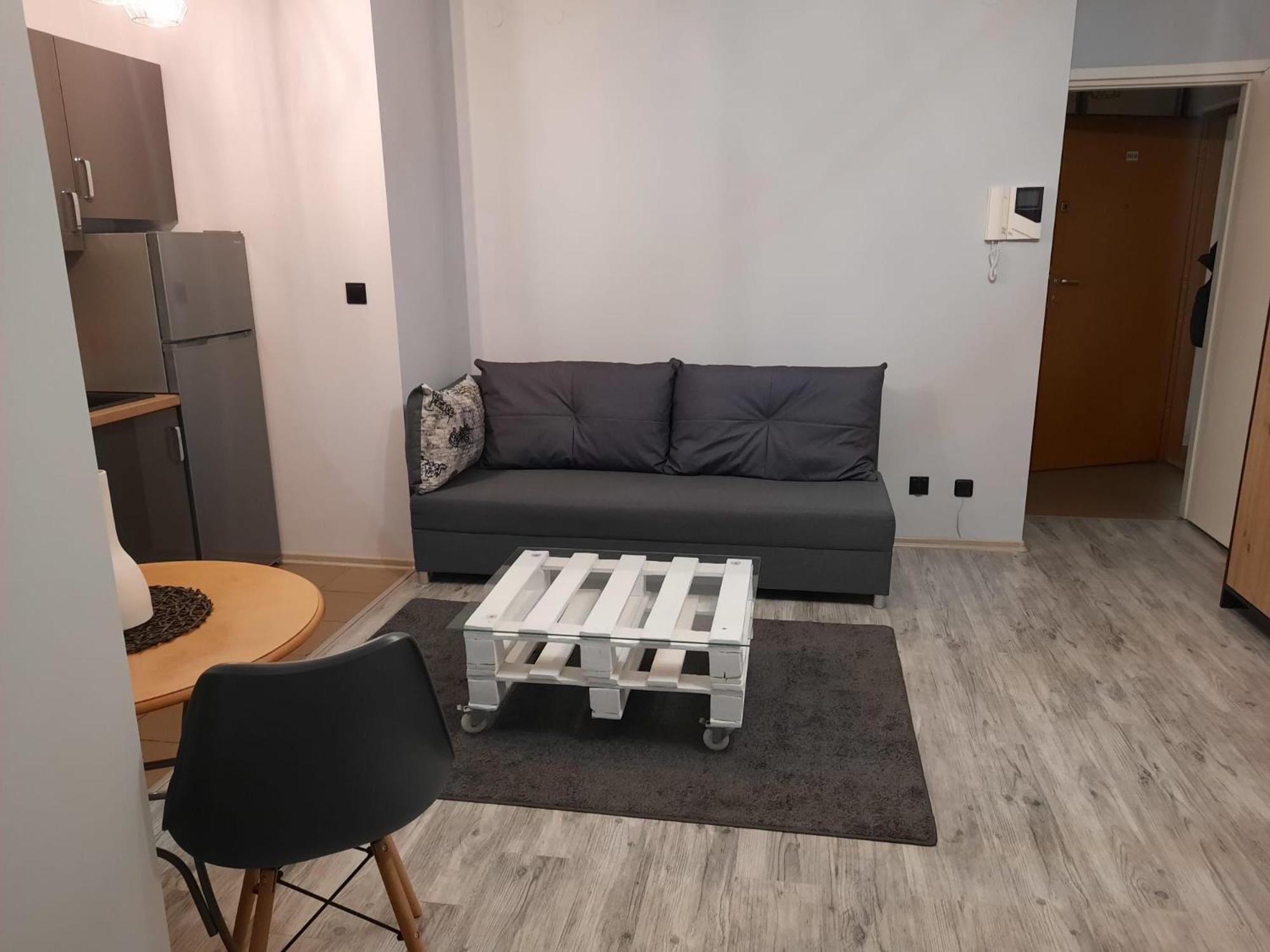 Apartamenty Trzy Wieze Varsó Kültér fotó